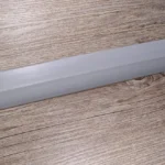 Cubrejunta Transición simple GrisClaro PVC sobre Tablón Vinílico LVT GrecoOak