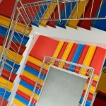 Escala Goma en Escalera espiral (Rojo, Amarillo y Azul) OMV