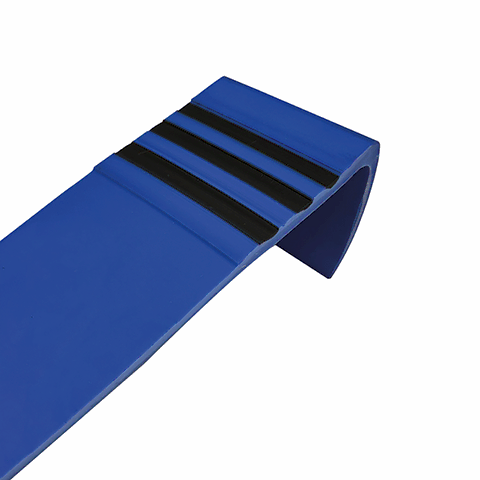 Escala Goma con Nariz ESTRIADA - AZUL, OMV