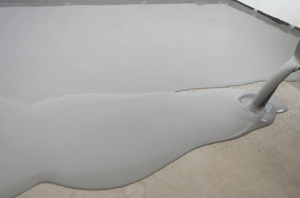 Autonivelante Flextocem 250 -Afinado y reparación