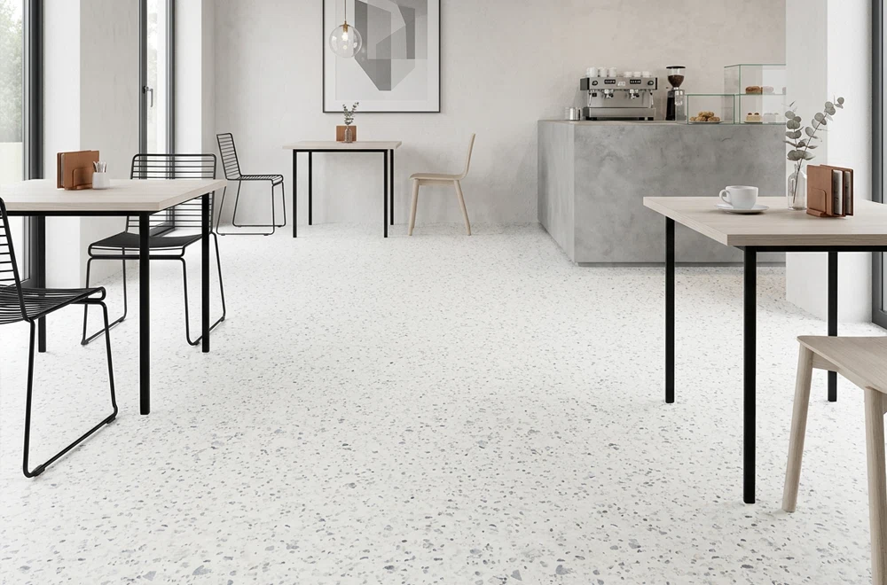 Piso Vinílico Anti Deslizante R11 Cafetería Moderna Granito, OMV